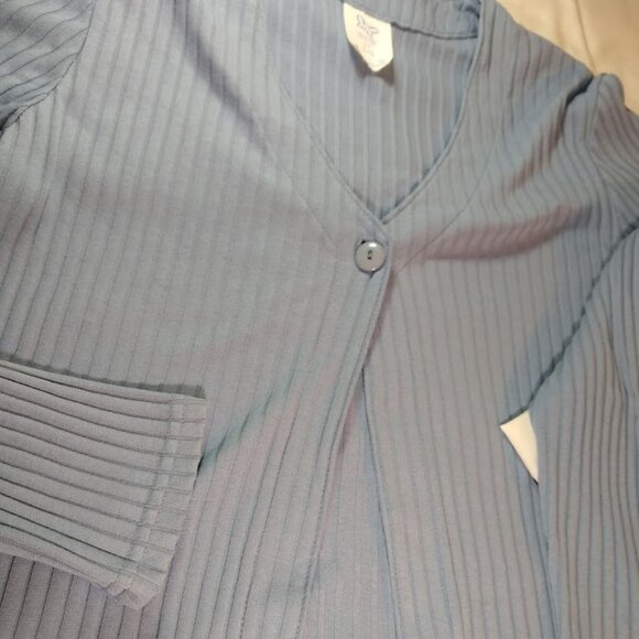 NWOT Weekenders L soft ribbed knit ONE-button cardigan-top - pale slate blue - Picture 7 of 16